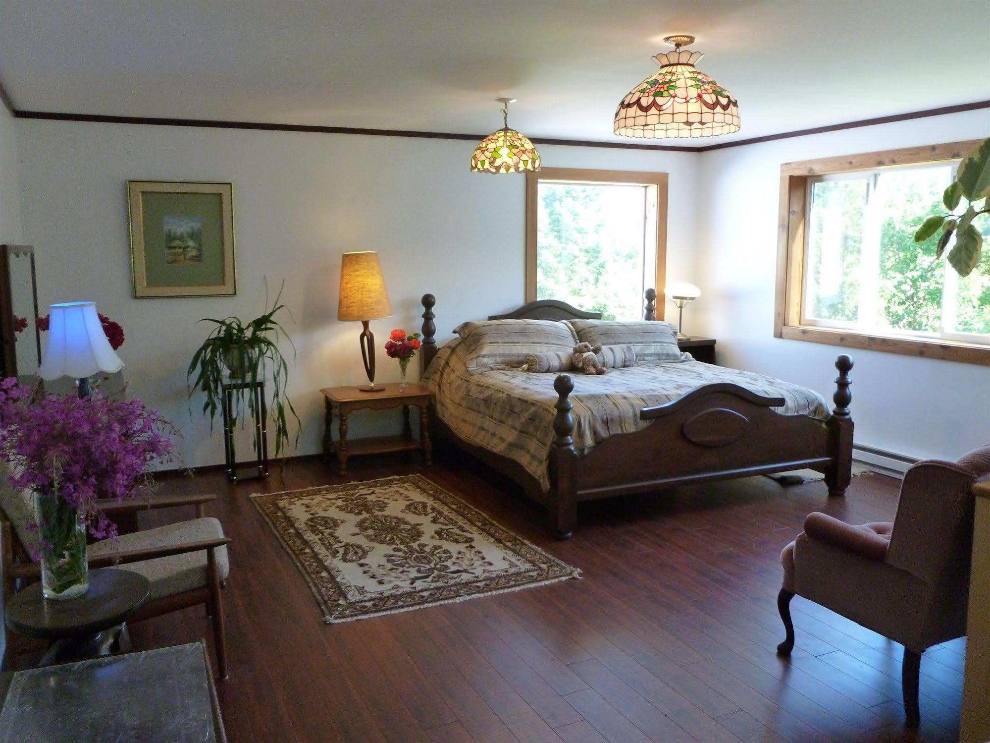Harrison Hammond House Farmstay Harrison Mills Exteriör bild
